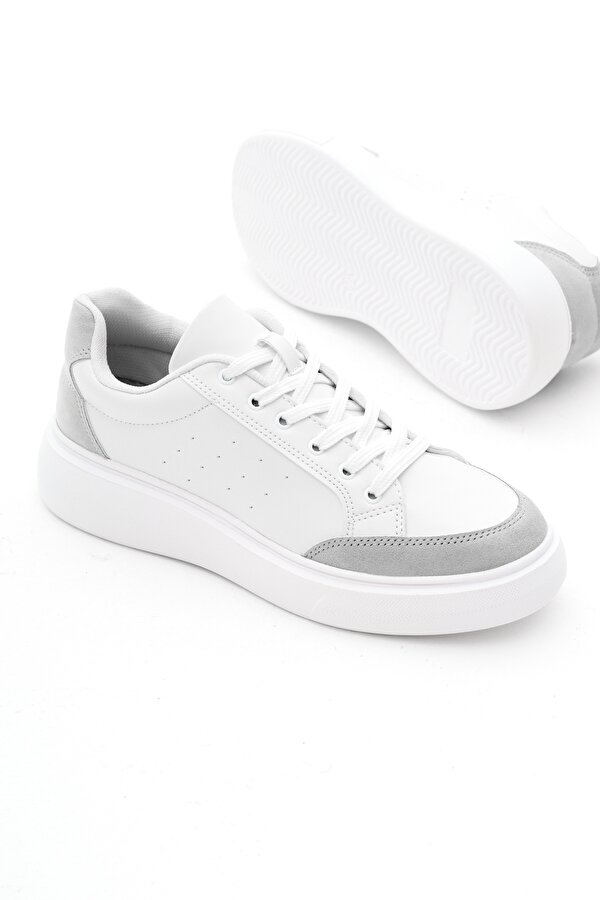 Kadın Beyaz Gri Rahat Kalıp Yüksek Poli Taban Bağcıklı Spor Ayakkabı