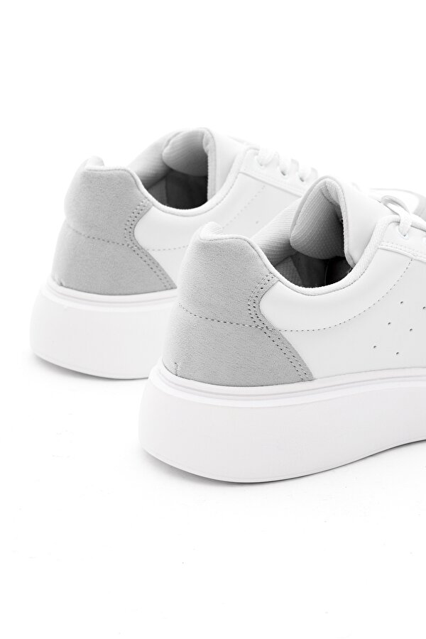Kadın Beyaz Gri Rahat Kalıp Yüksek Poli Taban Bağcıklı Spor Ayakkabı