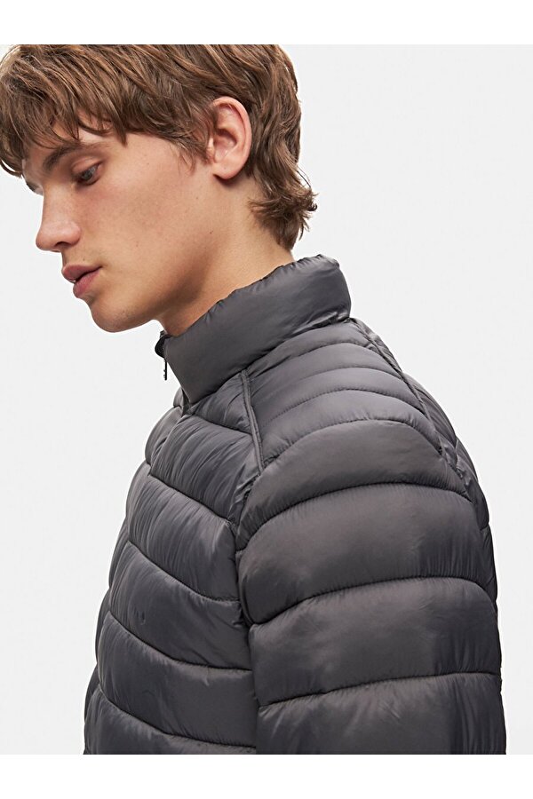 Düz Dik Yaka Koyu Grı Mont