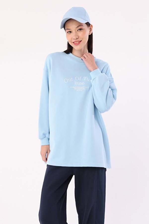 Açık Mavi-Oversize Nakışlı Sweatshirt