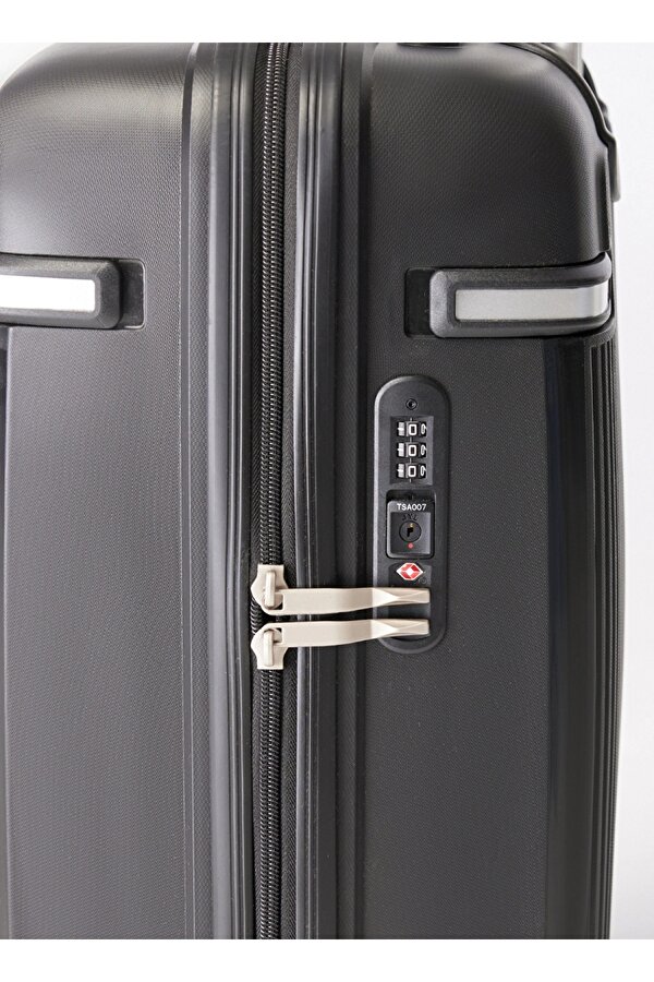 Polipropilen Kabin Boy Kırılmaz Valiz Siyah PC7070