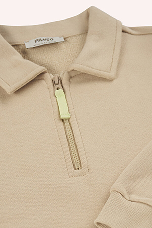 Erkek Çocuk Yakalı Sweatshirt