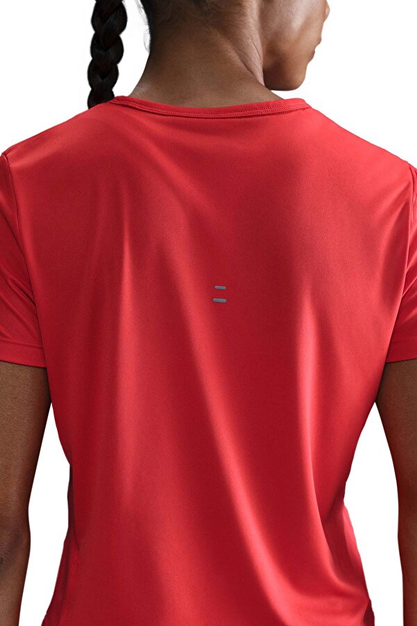 W NK TEMPO DF SS TOP Kırmızı Kadın Kısa Kol T-Shirt