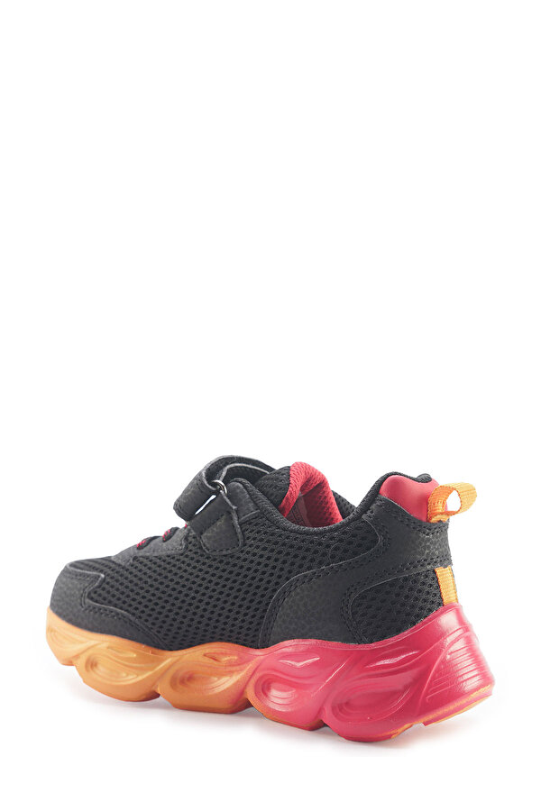 OZKANUGR-INT 5FX RED Boy 478