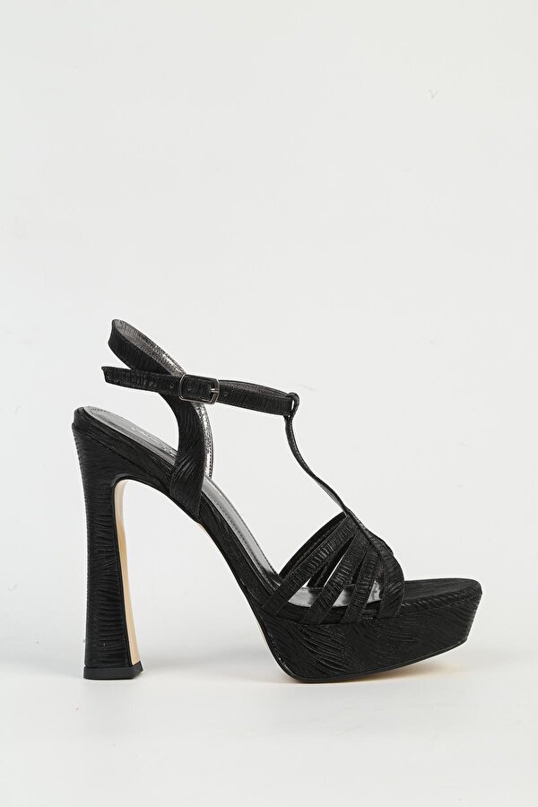 Siyah Kadın Topuklu Ayakkabı PC-54504