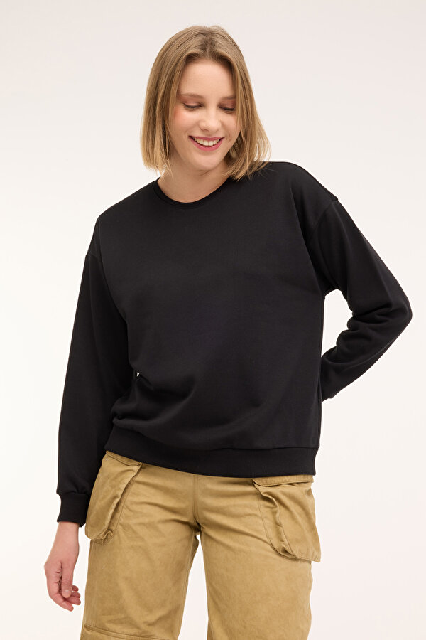 WB C NECK 16SN82 4PR Siyah Kadın Sweatshirt