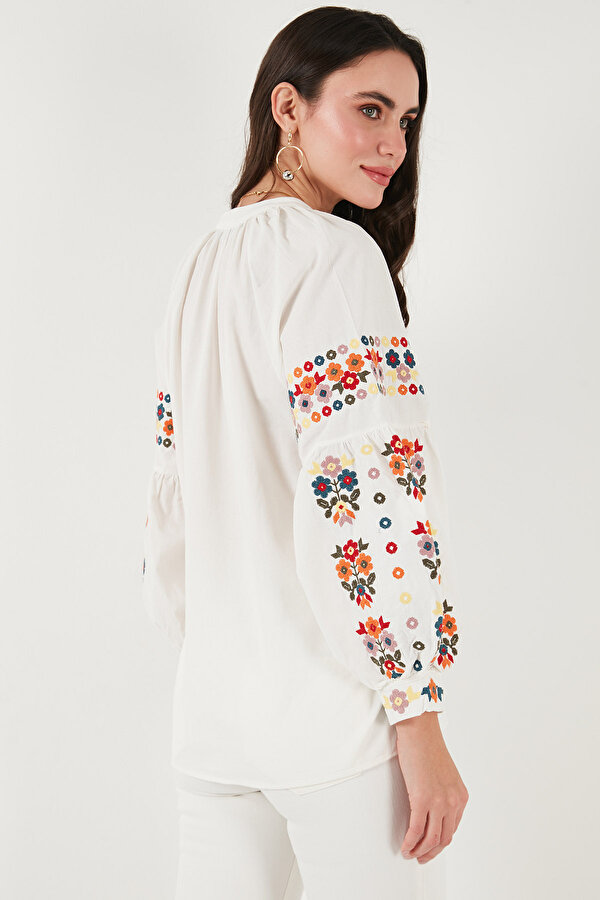 Bayan Gömlek 676253 EKRU