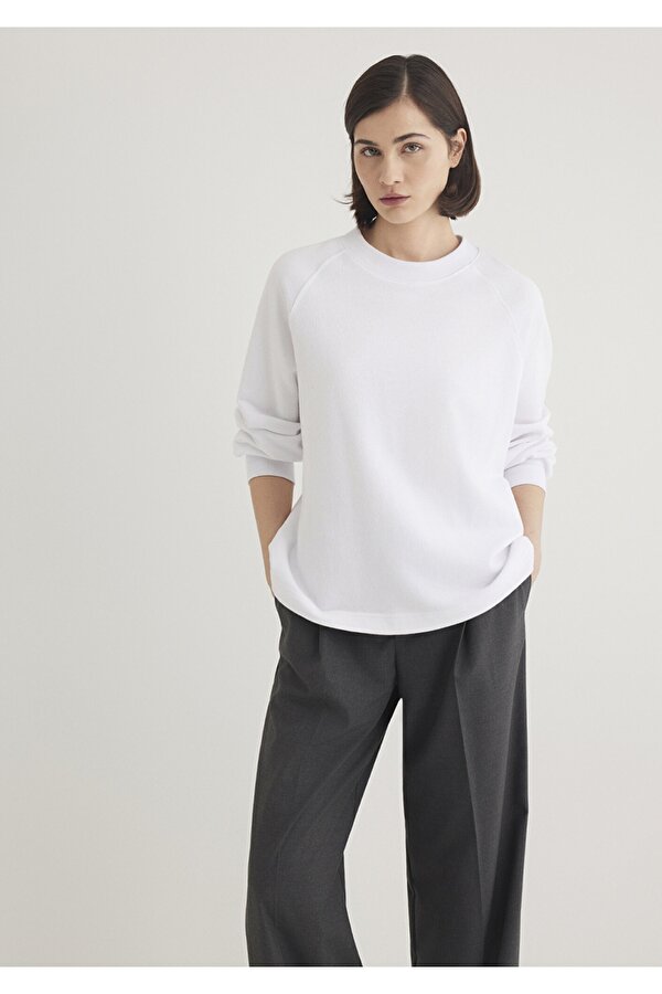 Bisiklet Yaka Beyaz Sweatshirt
