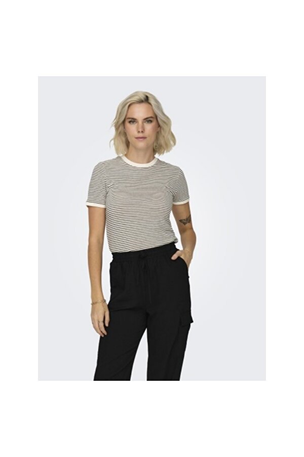 Onltıne S/S O-Neck Top Jrs Kadın T-shirt