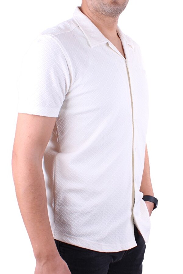 DMG23-118381 Beyaz Örme Apaj Yaka Dar Kalıp Kısa Kol Erkek Gömlek
