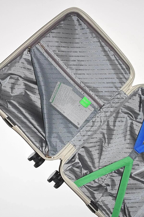 Benetton 1000 KÜÇÜK BOY Polipropilen Kırılmaz Valiz  Tekerlekli Valiz BEJ