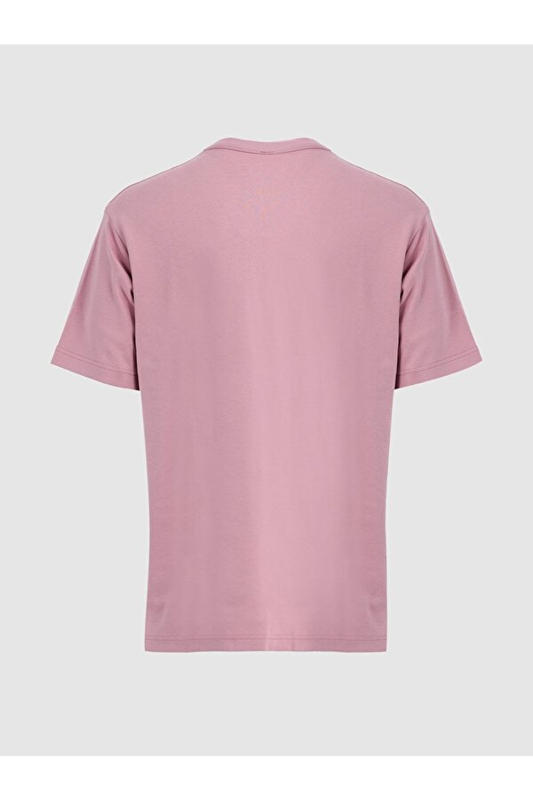 Pembe T-shırt