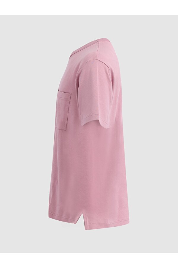 Pembe T-shırt