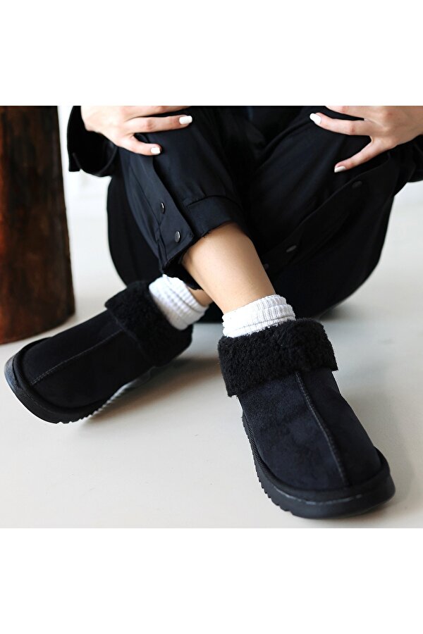 Siyah Süet Kadın Bot