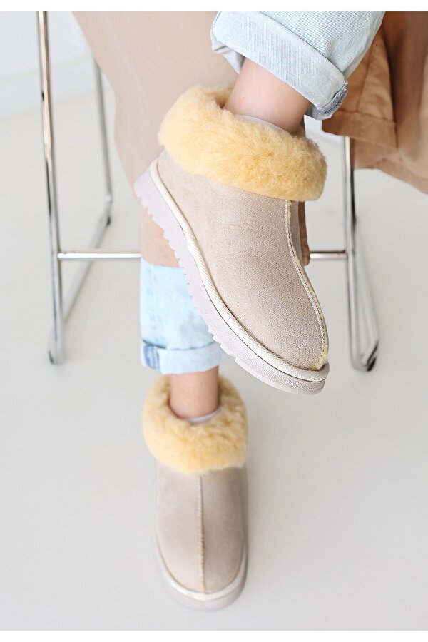 Bej Süet Kadın Bot