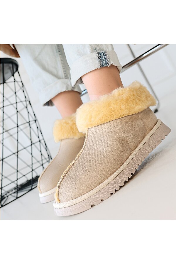 Bej Süet Kadın Bot