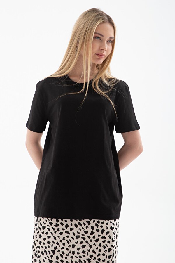 25Y0131K1 Kadın T-Shirt