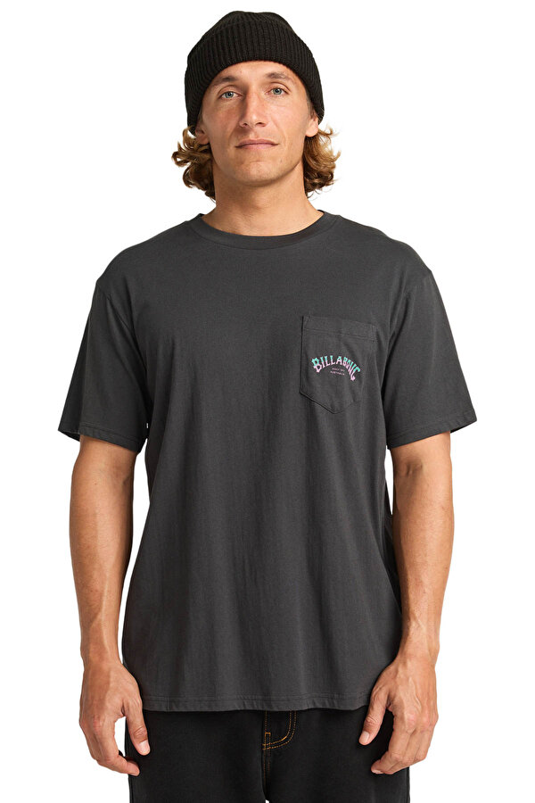 STACKED ARCH PKT Siyah Erkek Kısa Kol T-Shirt