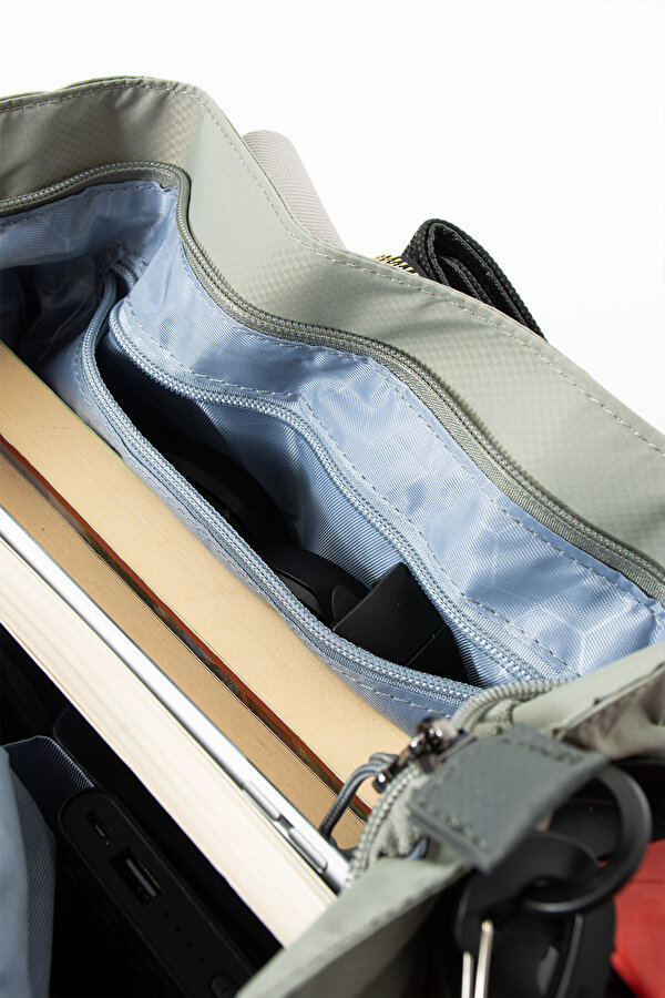 Sn-6007 Kadın Suya Dayanıklı Paraşüt Kumaş  El Omuz Çantası Kol Çantası Çapraz Çantası KUM