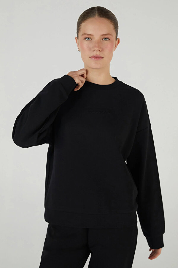 W Essential Crewneck Swea Siyah Kadın Sweatshirt