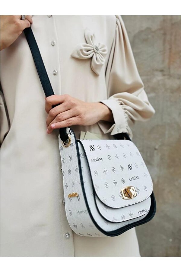 139 Baskılı Omuz Askılı Bayan Çanta