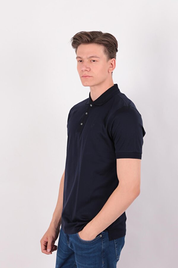 2317052 Erkek T-Shirt