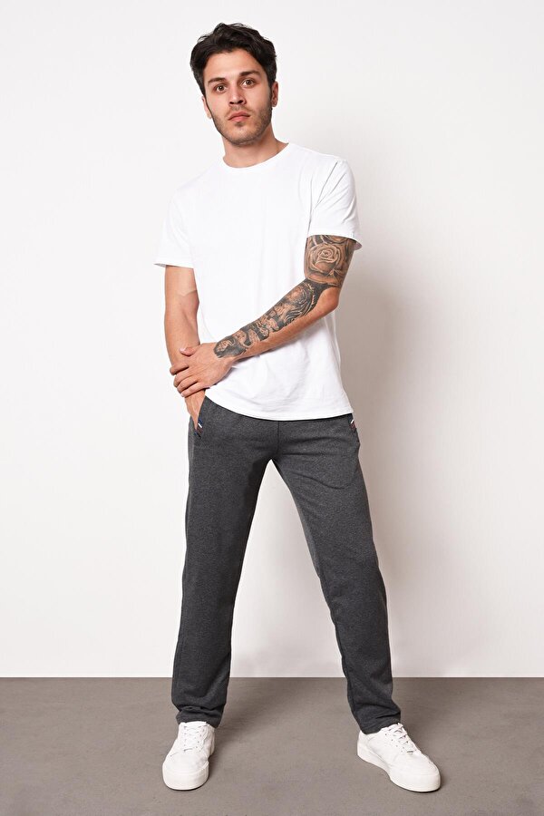 Erkek Gri Fermuar Cep Nakış Detaylı Düz Paça Rahat Kesim Eşofman Altı