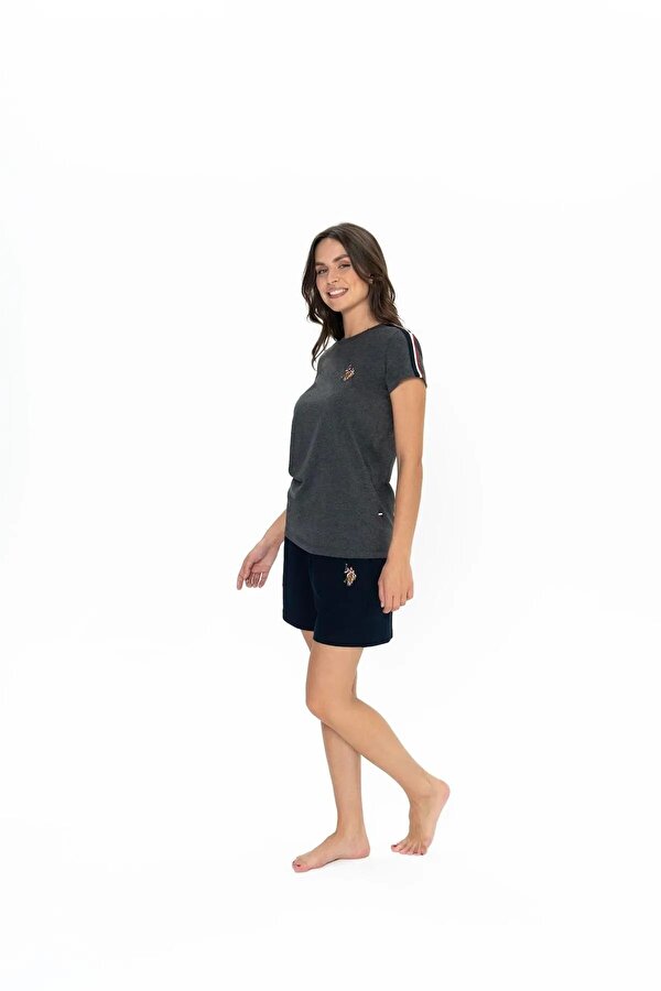 Kadın Yuvarlak Yaka Alt Üst Pijama Şort Takım