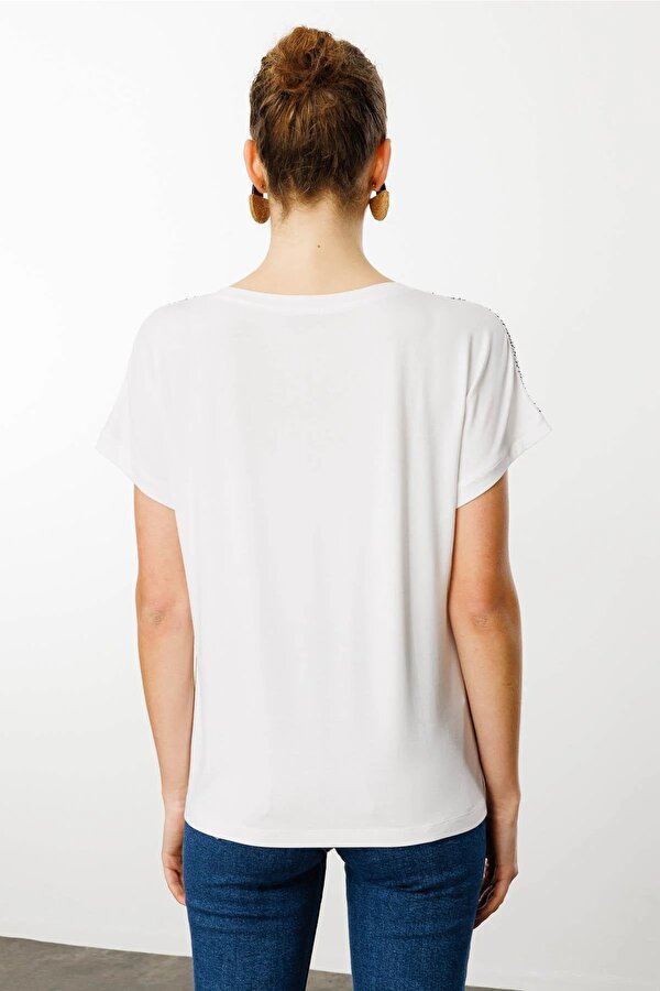 Kadın V Yaka Omuzları Taş Baskılı Penye T-Shirt 25836 Beyaz