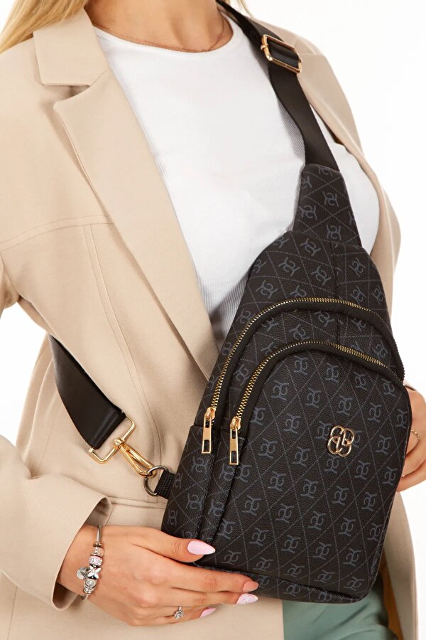 Kadın Siyah Deri Monogram Desenli Çapraz Bel Göğüs Ve Omuz Çantası new218