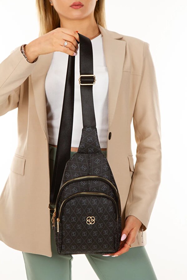 Kadın Siyah Deri Monogram Desenli Çapraz Bel Göğüs Ve Omuz Çantası new218