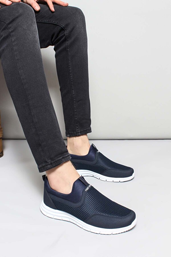 Erkek Sneaker Ayakkabı 930MAF555