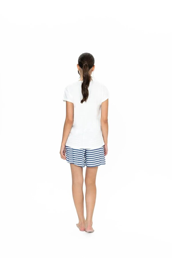 Kadın Yuvarlak Yaka Alt Üst Bağcıklı Çizgili Pijama Şort Takım
