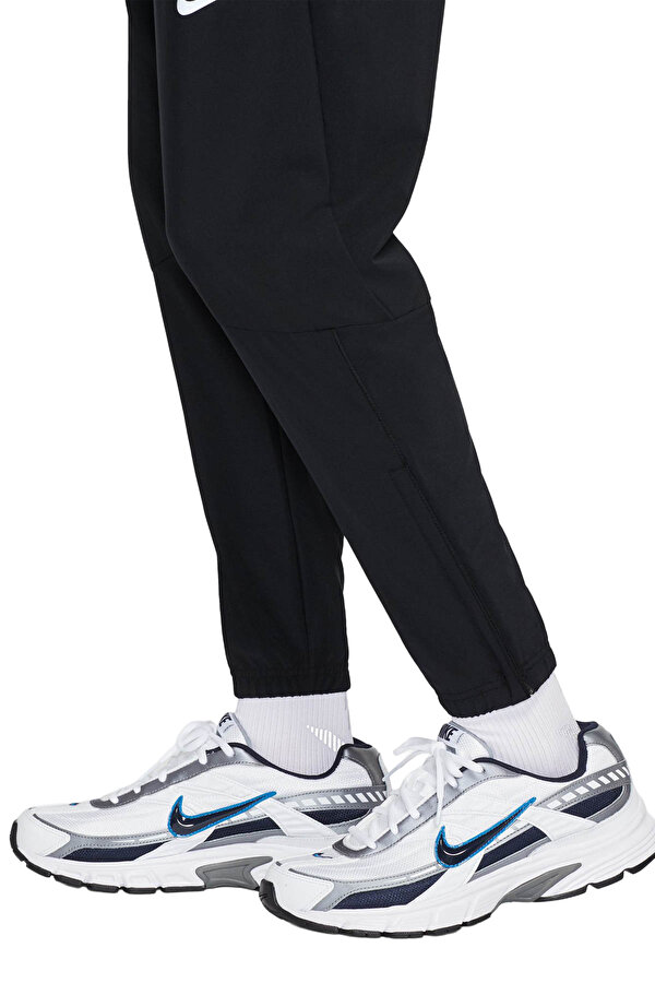 INITIATOR WHITE Man 001