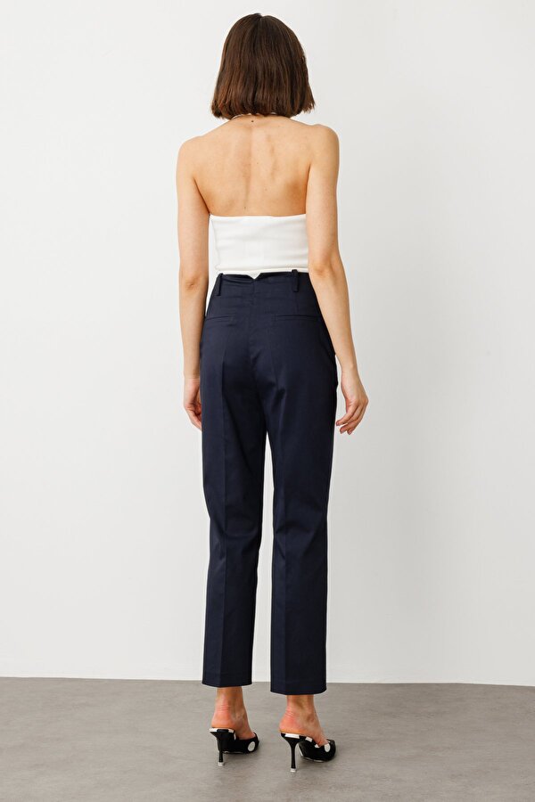 Kadın Yüksek Bel Detaylı Pamuklu Pantolon 2060 Lacivert