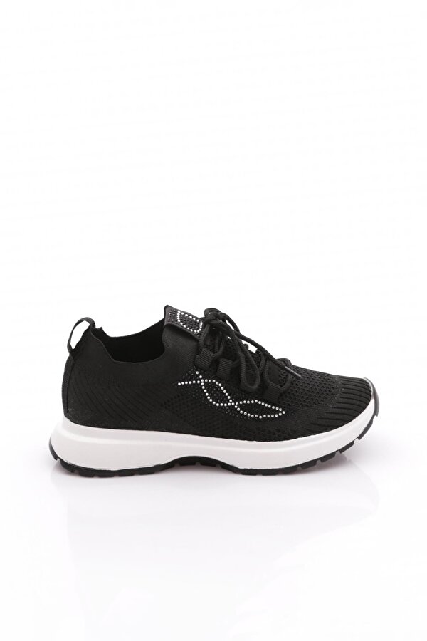 200 Kadin Taşli Sneaker Ayakkabi