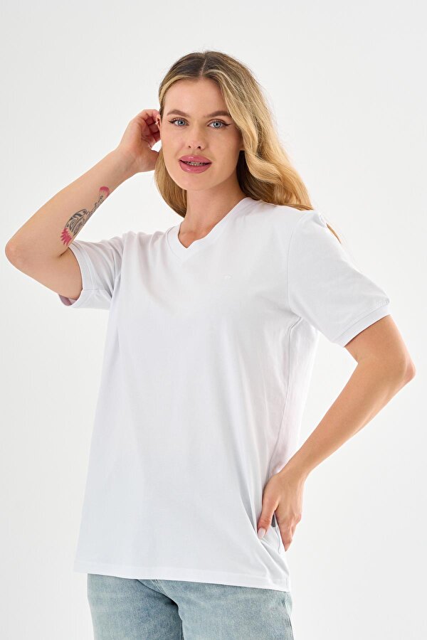 V Yaka Basic T-shirt