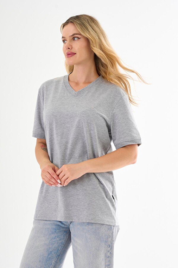 V Yaka Basic T-shirt