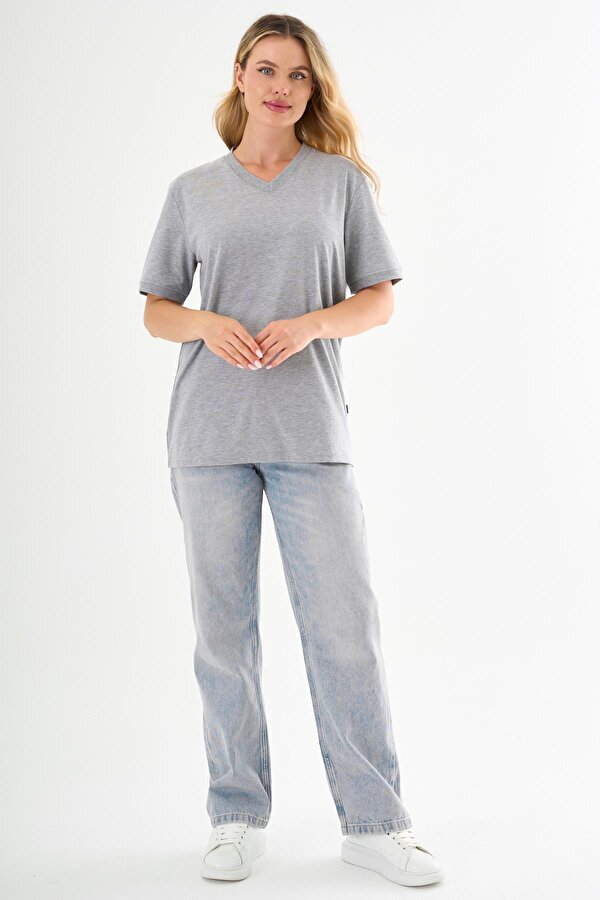 V Yaka Basic T-shirt