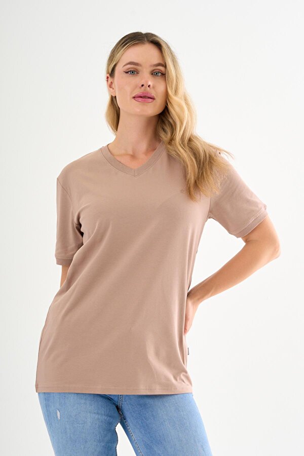 V Yaka Basic T-shirt