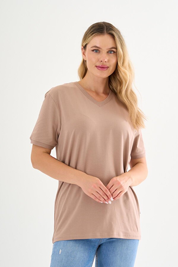 V Yaka Basic T-shirt