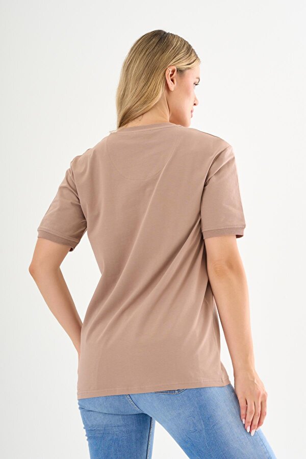 V Yaka Basic T-shirt