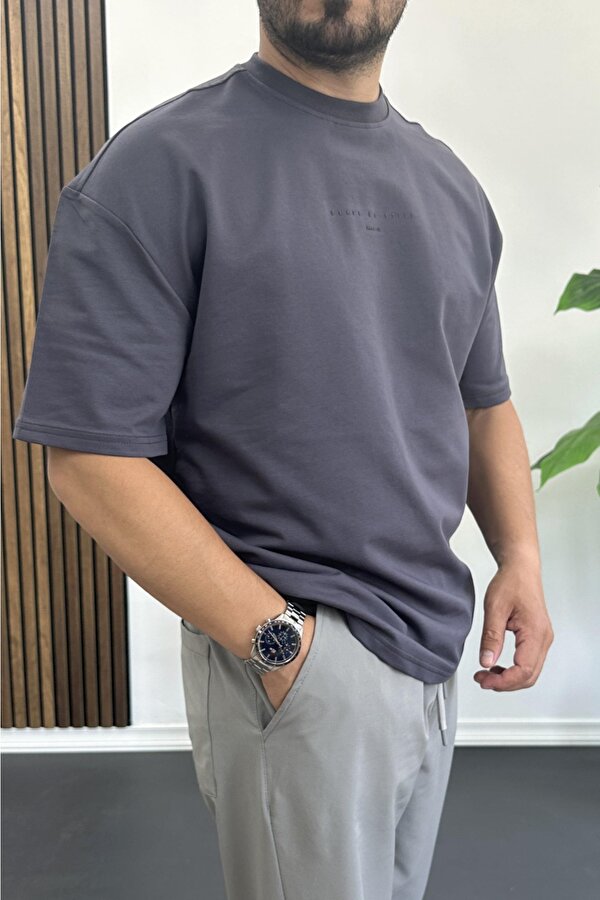 Erkek Kabartmalı Sırt Baskılı Oversize Tişört Füme Edw390