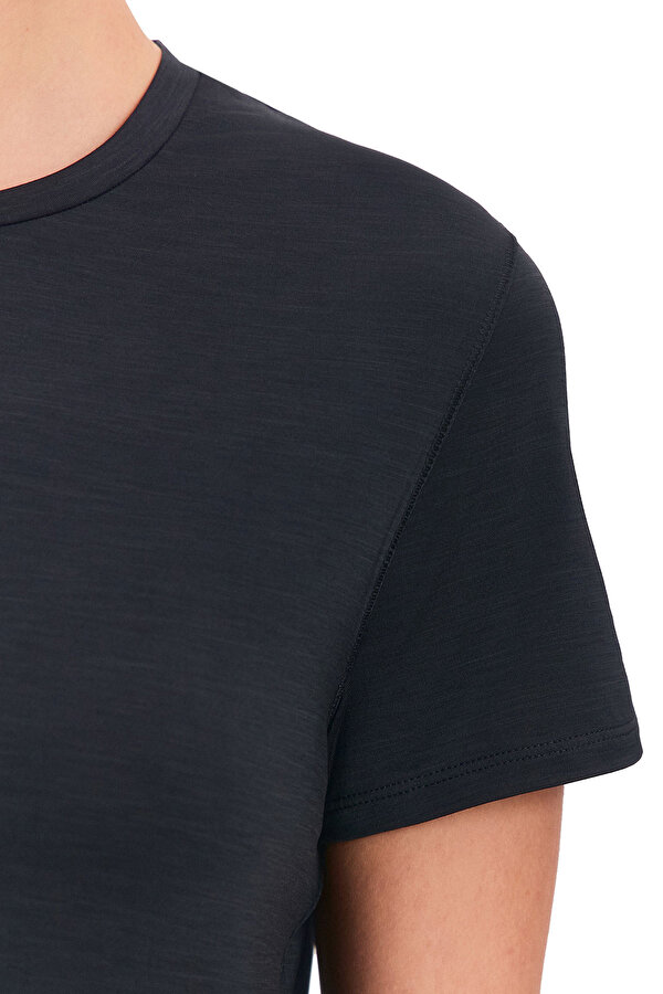 Clothing Reebok Rbk Chill Athletic Tee Черный