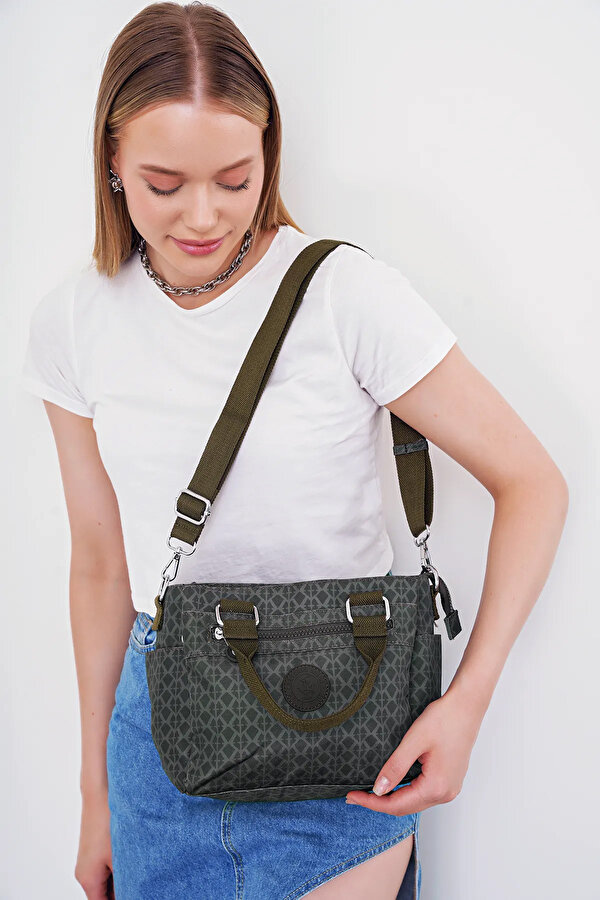 Kadın Omuz Çantası BHPC6007