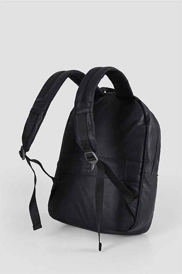 UNİSEX SIRT ÇANTASI C.D03357