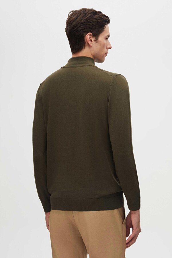 Ds Damat Regular Fit Haki Pamuk Karışımlı Yarım Balıkçı Triko Kazak