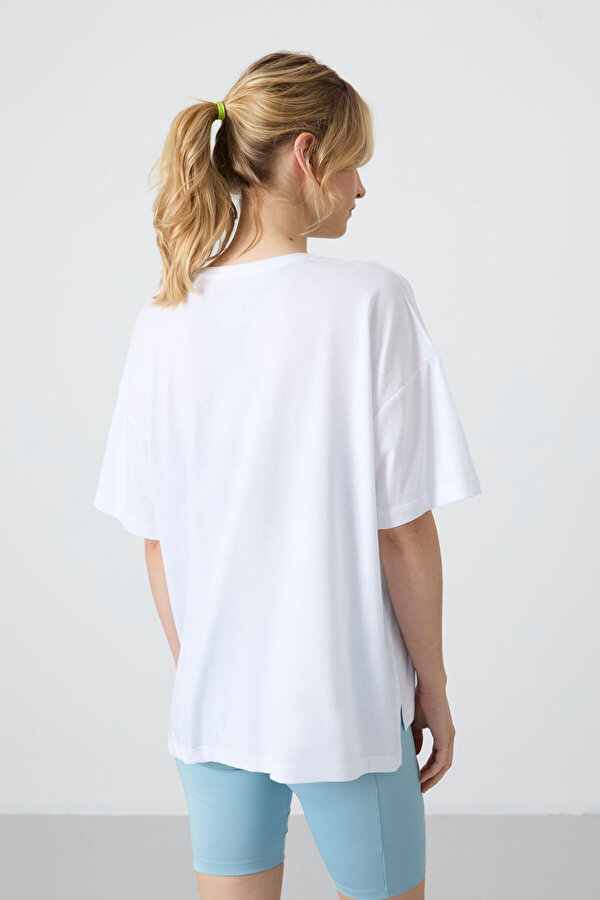 Oversize Fit Basic O Yaka 3lü Paket Su Yeşili-Beyaz-Şeker Pembe Kadın T-Shirt  97285