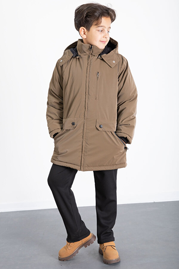 Kahve Fermuarlı Göğüs Cepli İçi Kürklü Erkek Çocuk Kapüşonlu Mont 21354