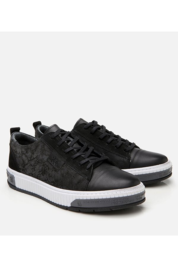 Erkek Deri Siyah Baskılı Spor Ayakkabı